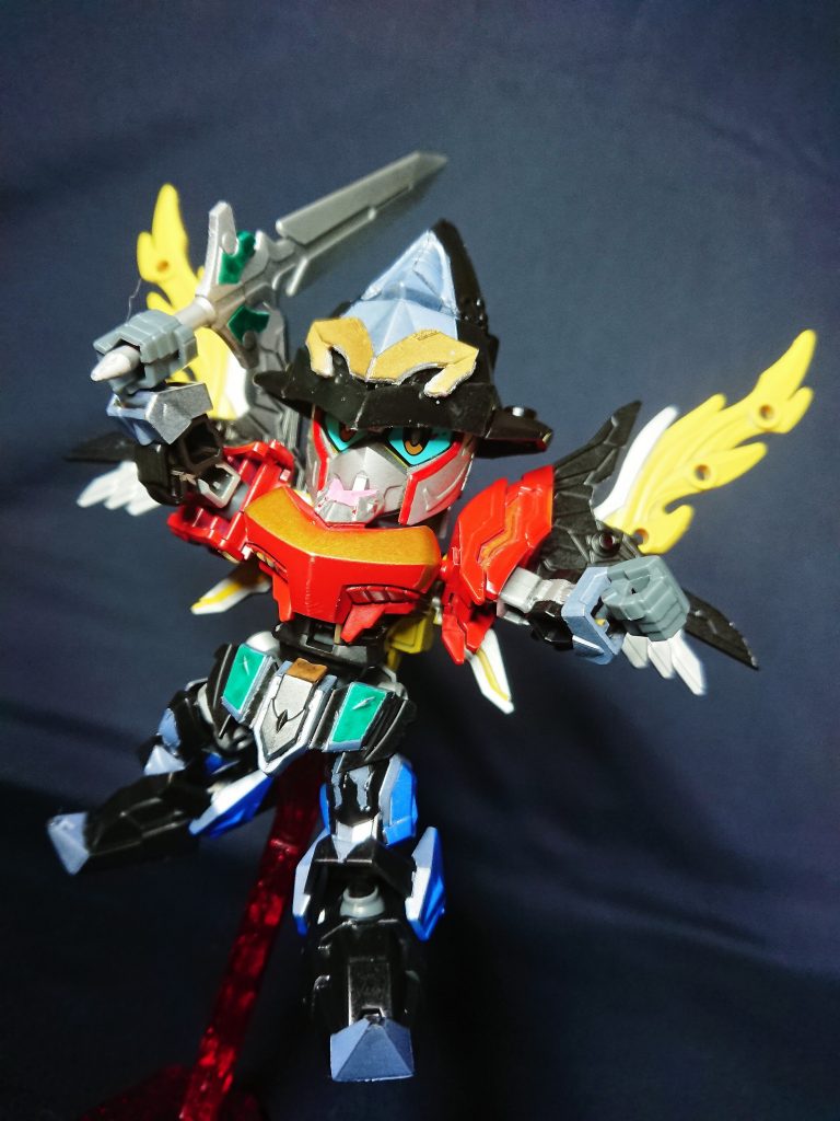 戦隊ロボ見立て第3弾は、マジレンジャーからマジキングをモチーフとしました。ナイトワールドの魔法騎士です。