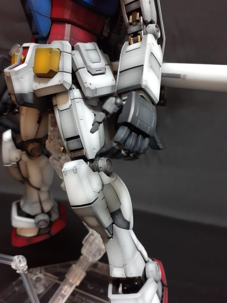 ガンダムver.3–5枚目/制作者：Taitan