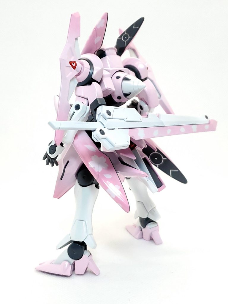 リアビューソードは腰にピンバイスで穴をあけて3mmで接続しております