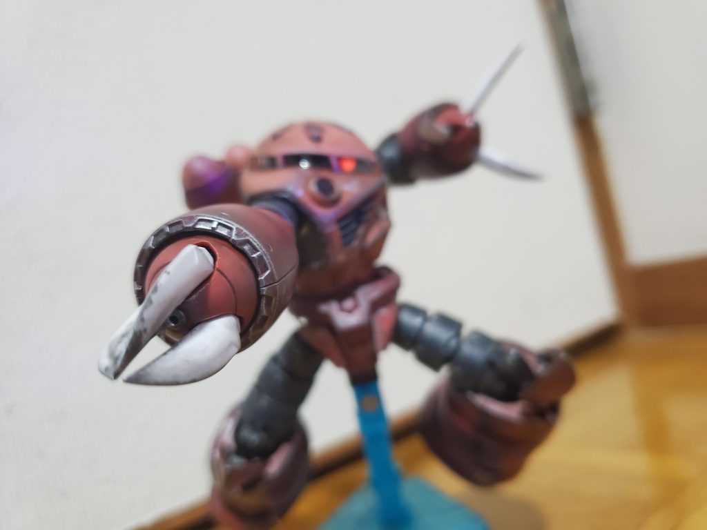 ジャブロー後なので、右腕のがキズ多いです。