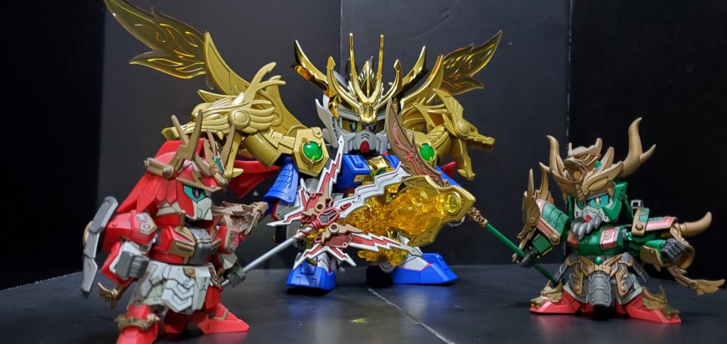 関羽、張飛と。