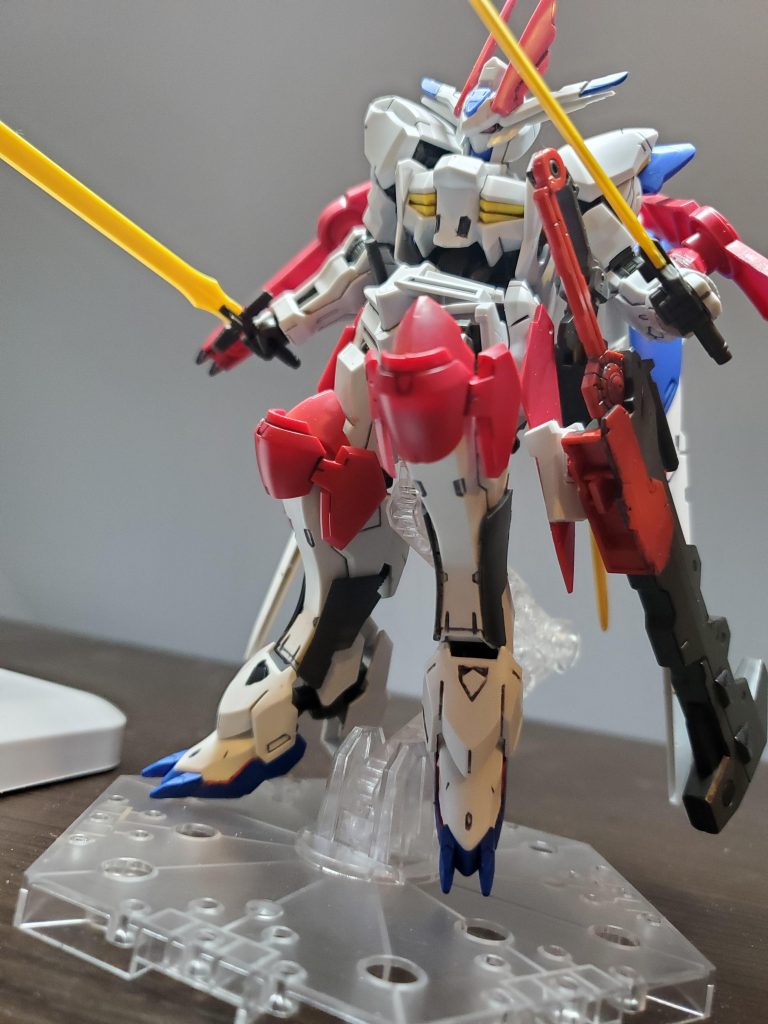 見てくれよこの殺せそうな膝を!