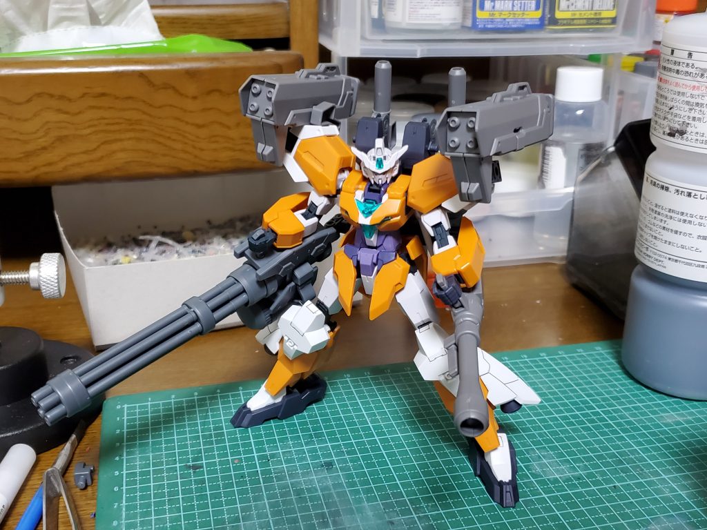 初期案この時点で足回りが貧弱かなと思い色々足してみようと思いました