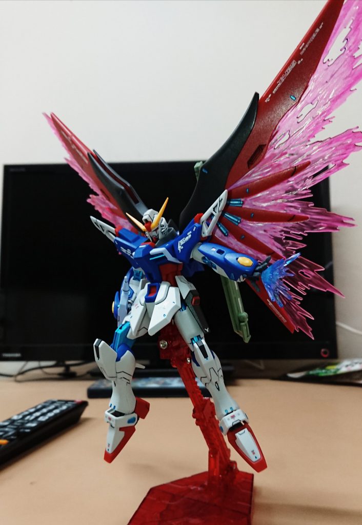 HGディスティニーガンダム–5枚目/制作者：勝俊