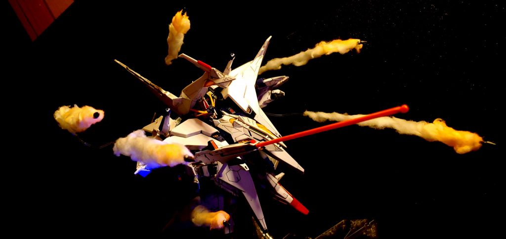 ちょーっと光源を変えたりパシューっと飛んでくミサイル