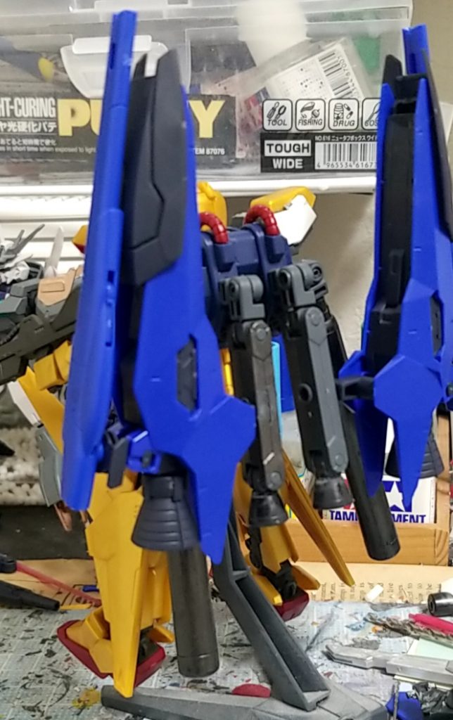 バックパックはテルティウムのブースターを使用キャノンはビルドストライクのブースターのものを使用