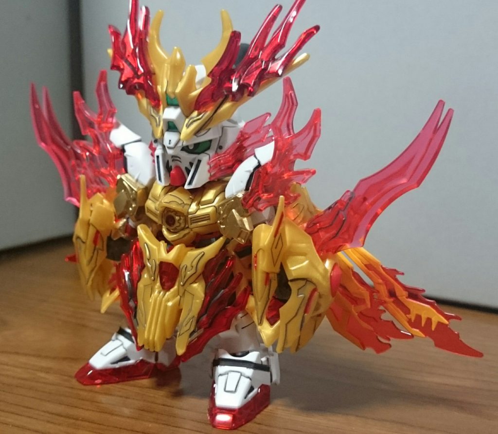 ・炎皇 張飛ゴッドガンダムこちらも金ぴかマシマシ。流用した部位は頭部、腕部、脚部っス 