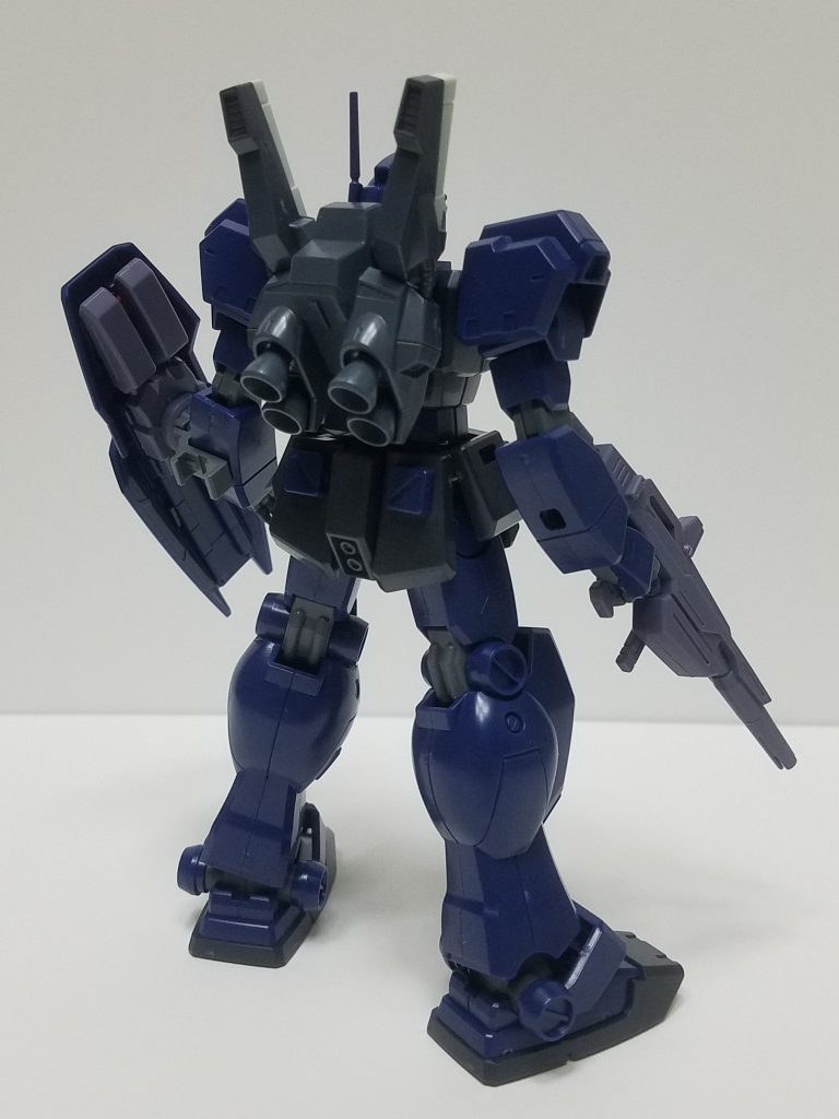 バックパックは旧HGUC Mk-2が入手できないのでジムⅢで代用し、武装もMk-2のものに更新。イエサブのパーツパラダイスで揃えました。
