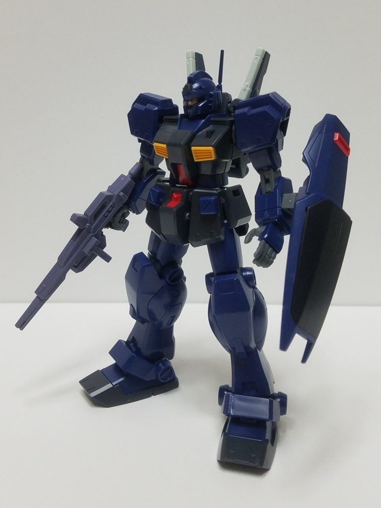 Mk-2のバックパックを装備したジムクゥエル。ティターンズにはジムクゥエルを好んで使い続けた部隊もあるらしいので、近代化改修されていたらこんな感じかなーと。