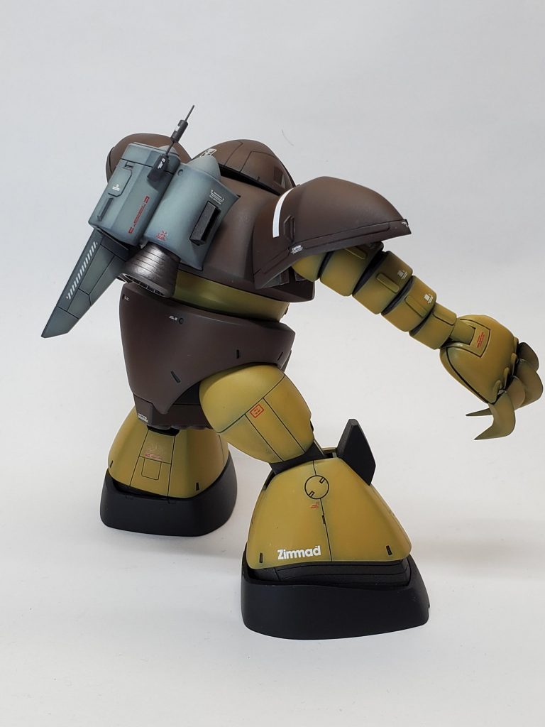 ﾊﾞｯｸﾊﾟｯｸは流用パーツでデコレート。水泳部恒例のアンテナも真鍮線で作製しました。