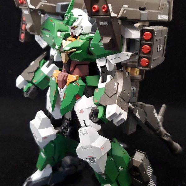 サタニクスガンダム・タイタン