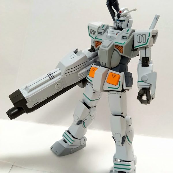 ヘビーガンダム（ロールアウトカラー）