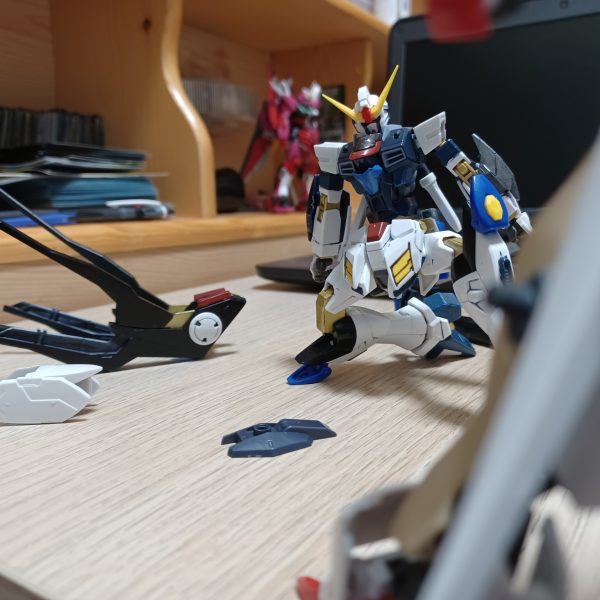 フリーダムガンダム（名前未定）大ピンチ！！そこに送られてきた新装備（名前未定）