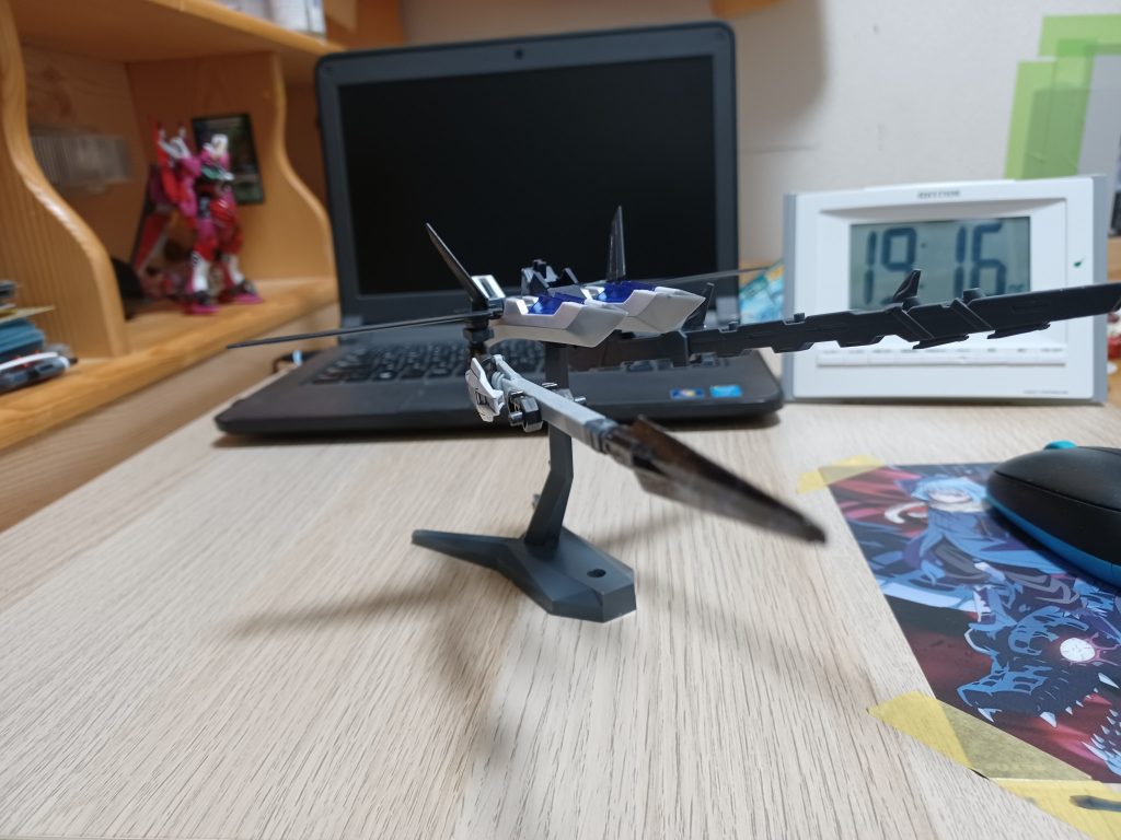 これが支援機(名前未定)ですものとしてはダインスレイブとサテライトキャノンをつけているものになります
