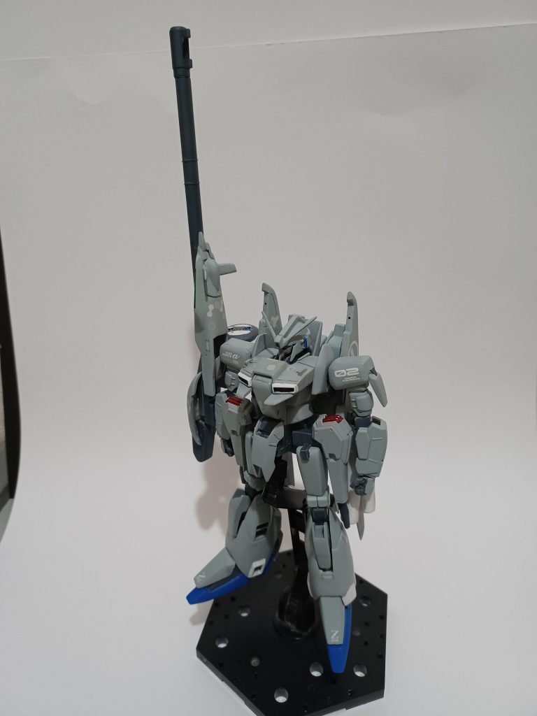 パーツの差し替えによりMS形態も再現出来ます。