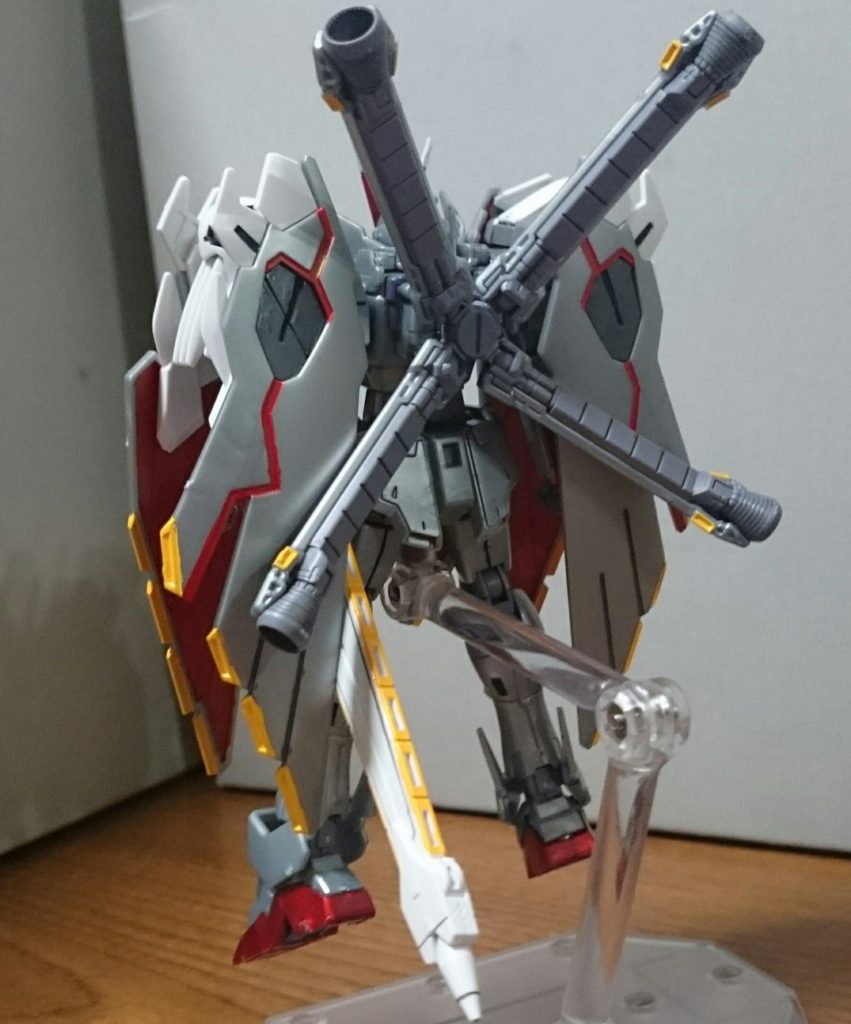 ・背部マントの内側をX1のマントと同様にレッドで塗装