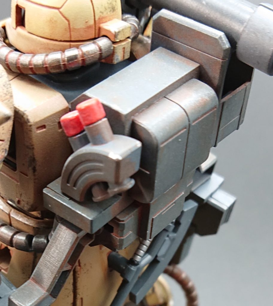 ワンポイントの赤