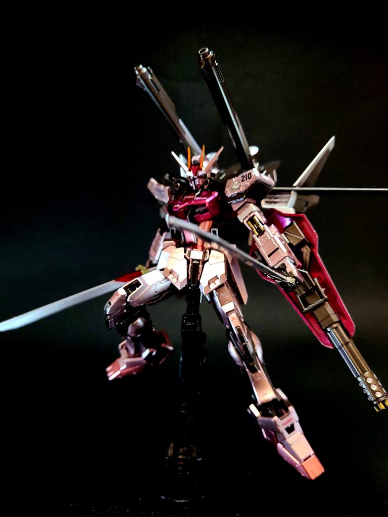 宇宙ではアンドリュー・バルトフェルドのガイアと合流し、ザクウォーリアやグフイグナイテッド数機を戦闘不能とするが、数と性能で上回る敵の猛攻に劣勢を強いられ、シールドごと左腕を破壊された末、四肢を欠損した状態と化してエターナルに強制着艦させられる。キラが艦内に搭載されていた新型機ストライクフリーダムに乗り換えたことで役割を終え、以降は登場しない。ニンテンドーDSソフト『スーパーロボット大戦K』では、カガリが乗ると通常のピンクのカラーリングだが、他の『ガンダムSEED』系パイロットが乗った時は機体色がX105同様のトリコロールに変わる(シールドやツインアイなどもX105仕様になる)。