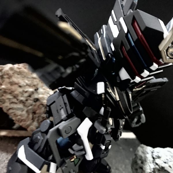 サージェントヴェルデバスターガンダム