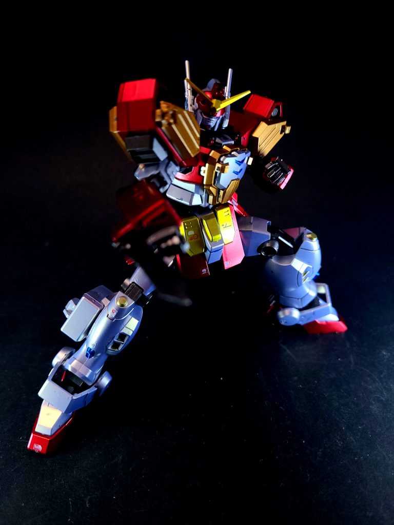 バルカン砲頭部に2門内蔵された機関砲。マシンキャノンとともに斉射した際は一分も経たないうちに弾切れとなる[注 3]。