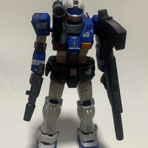 ジム・キャノン(ロケット・バズーカ装備)