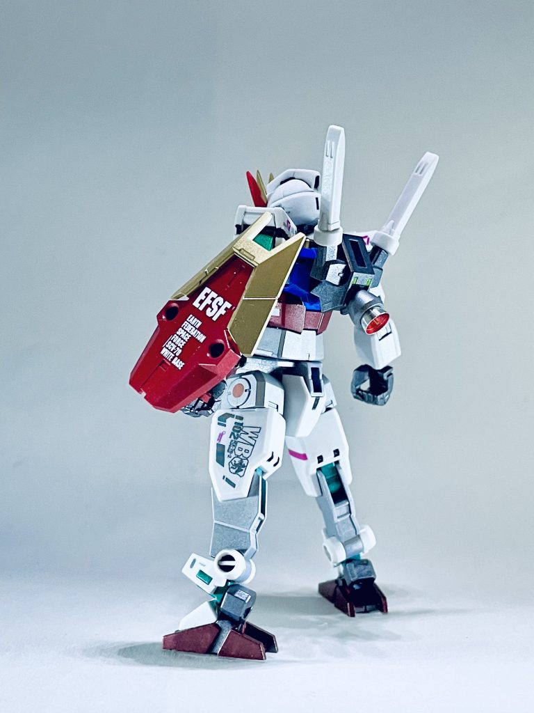 背部はちょっとやっつけみたいになってますがメタルパーツのバーニアをぶっ刺してます。ブーツ部分は赤一色にせず、間をガンメタルにしてみました。2作目のリライズコン作品になります。最後まで見て頂き有難うございました!追記:メイン写真のサイズが小さくなっていたので差し替えました。