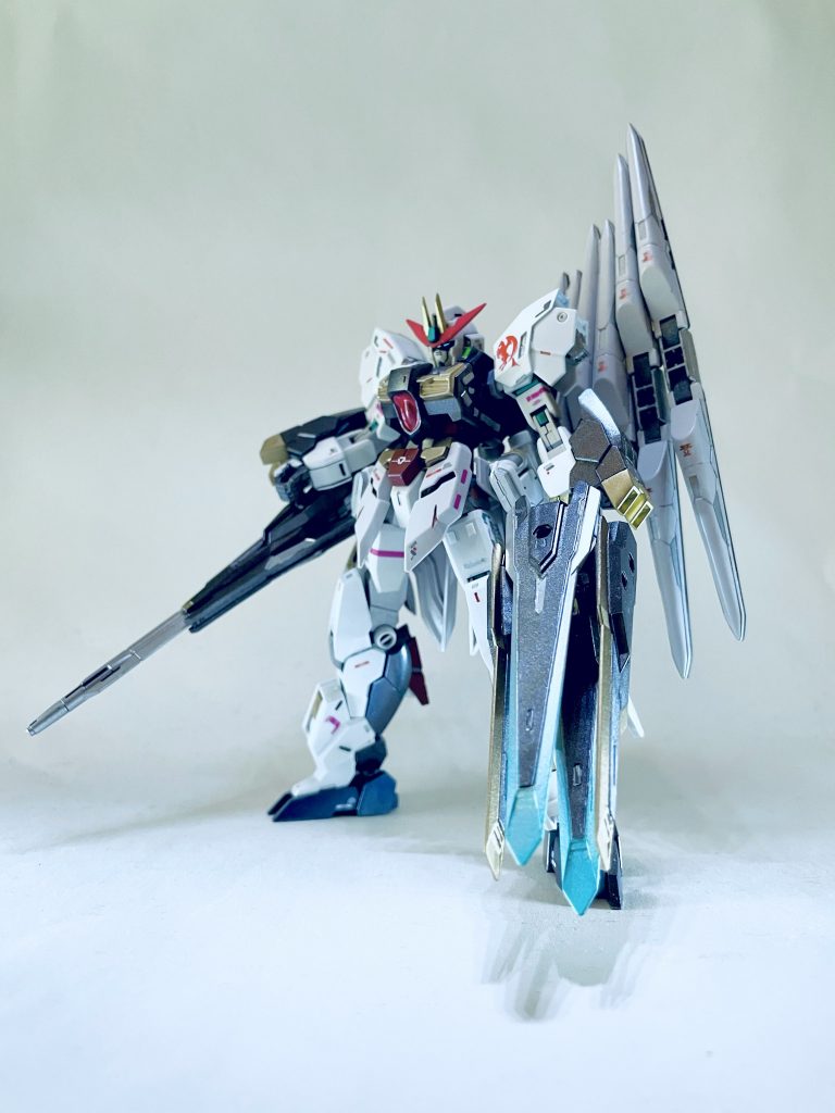 手持ち武器はロングライフルとなんかごちゃごちゃしたライフルw