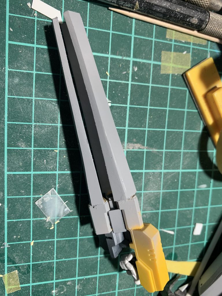 プラ板で箱組しただけのパチモンですが結構形は似ているので気に入っていますw