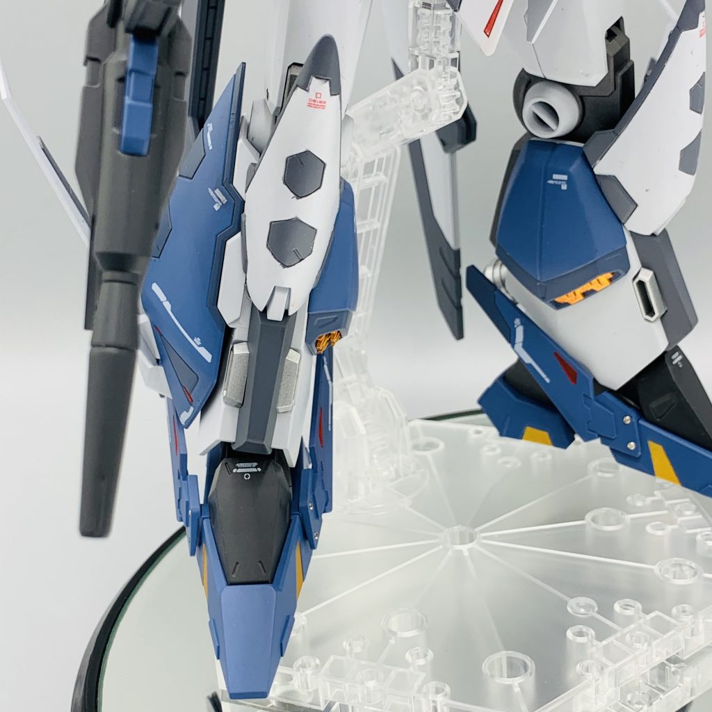 各所マスキングにより塗り分け