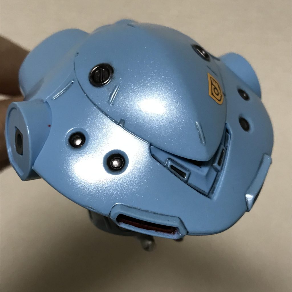 軽くパールを吹きました。曲面が多いのでキラキラを楽しめます(^^)