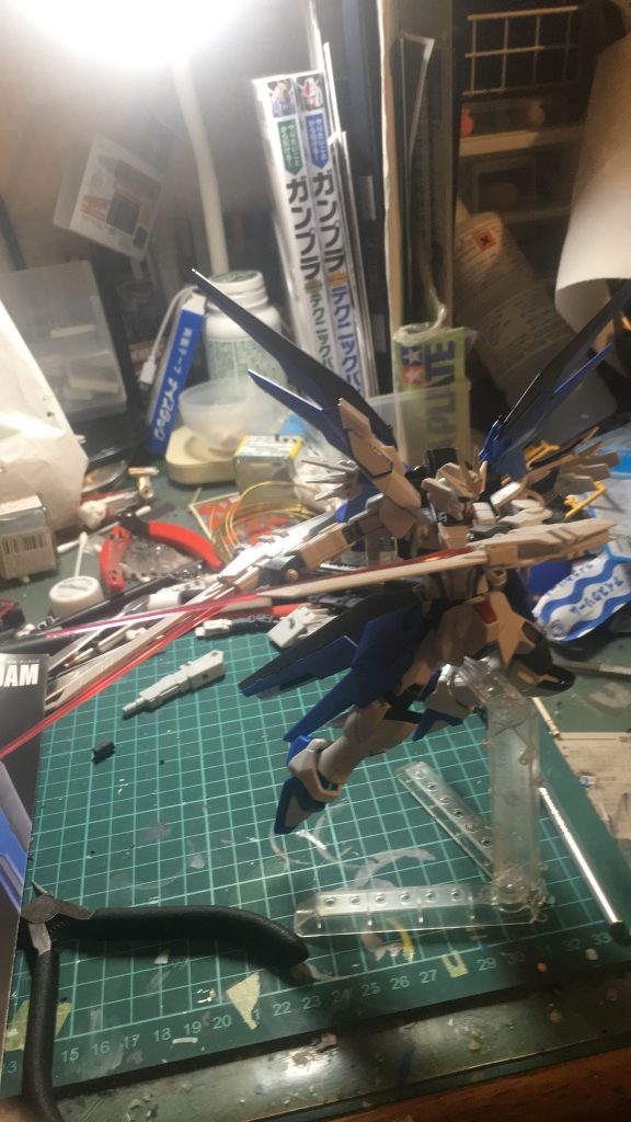 トンファーを持たせてみた