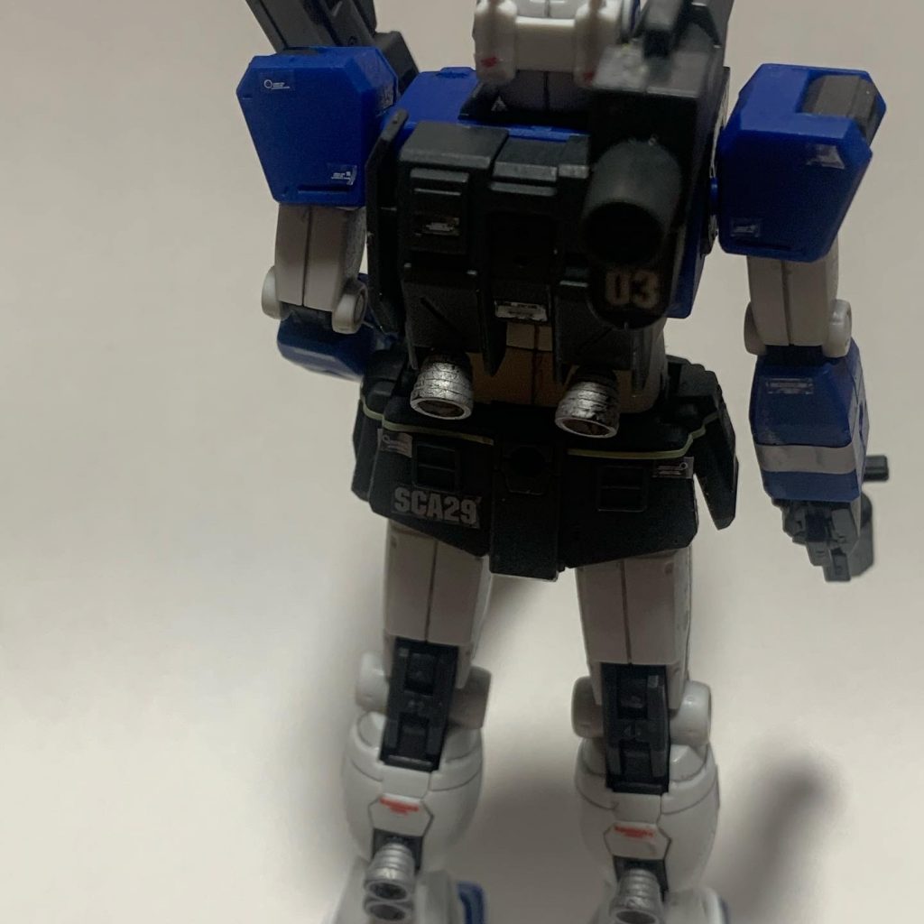 後ろからバーニアはシルバーで塗装