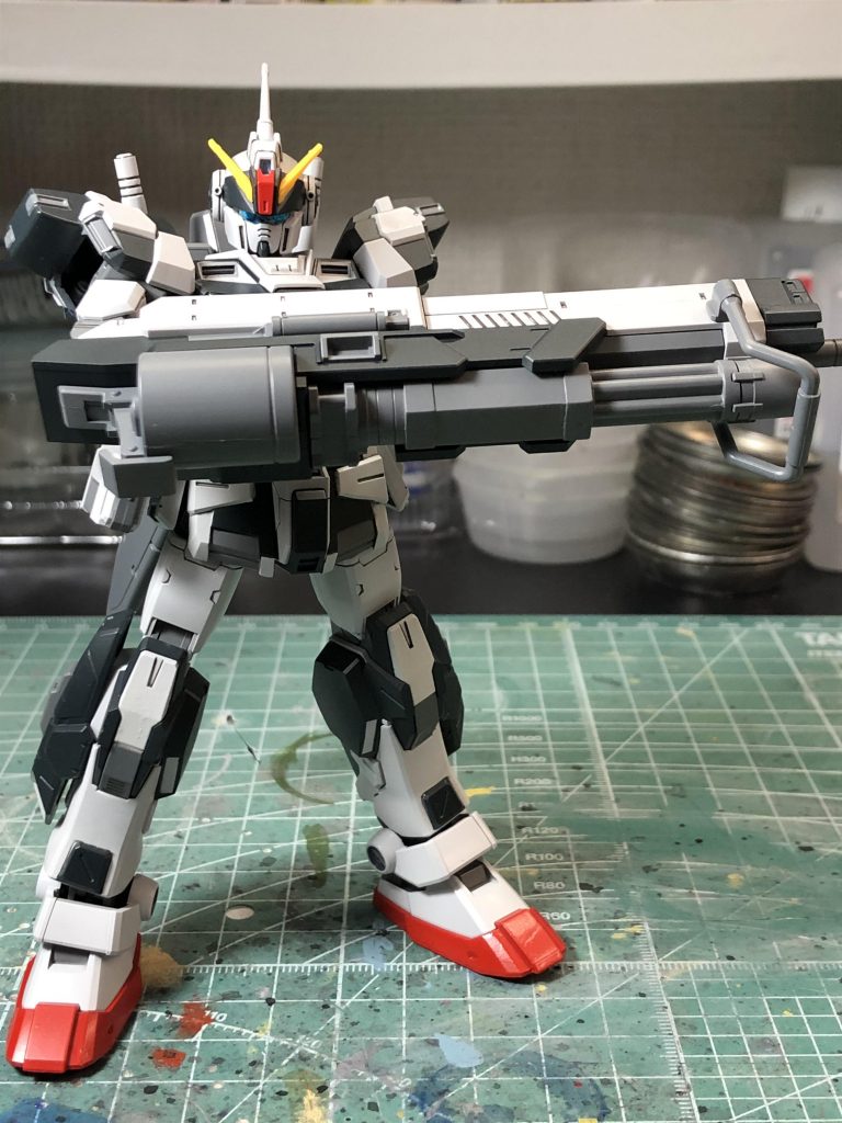 シェキナー装備立ち姿