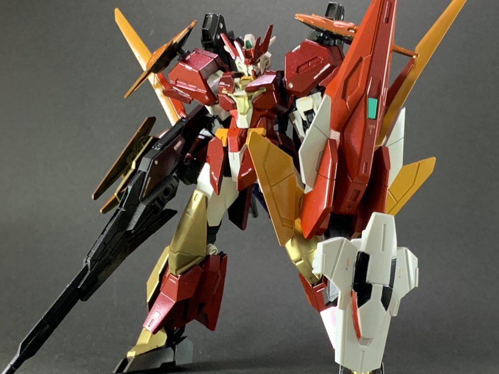 前進翼形態この状態ではより加速力、運動力が向上し攻撃性に優れているが、反面安定性が落ちるため狙撃には不向き。