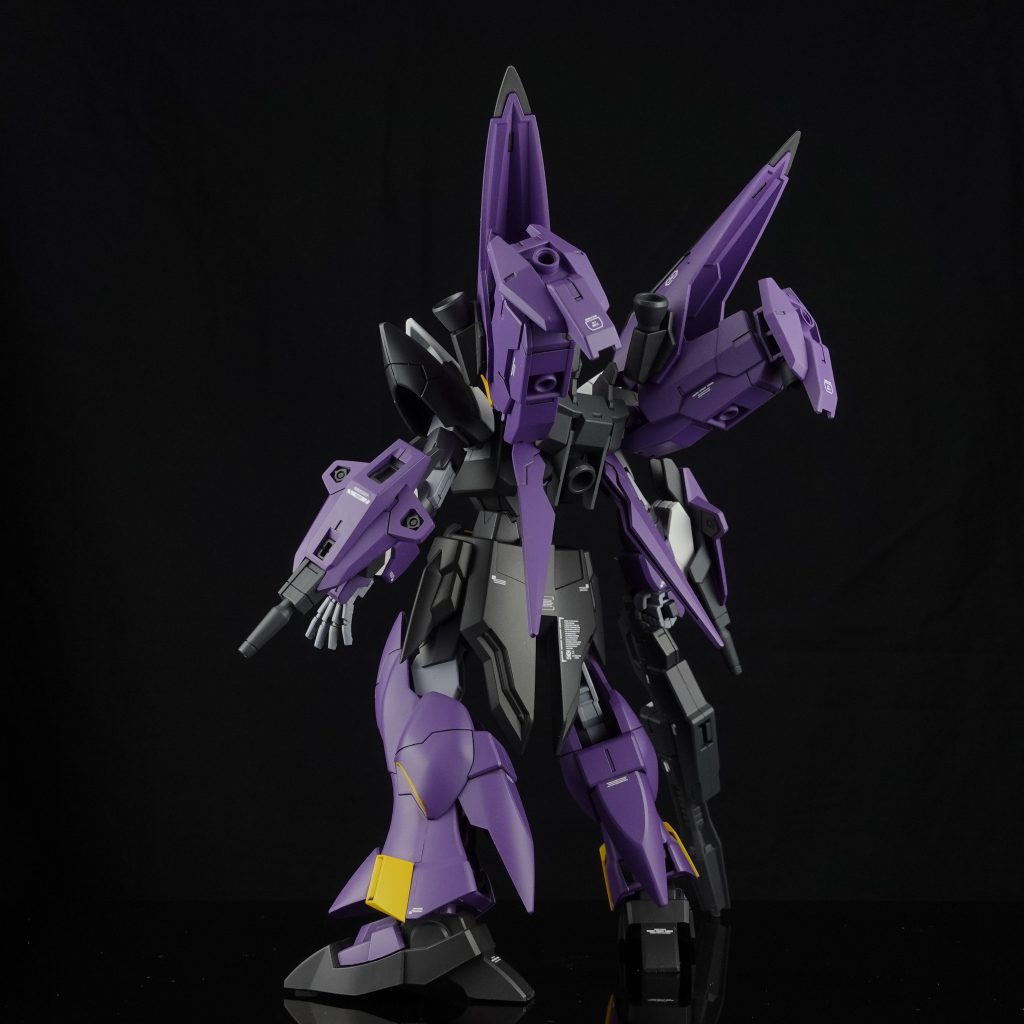 背面 ジュピターヴとダークマターのバックパックを組み合わせました。