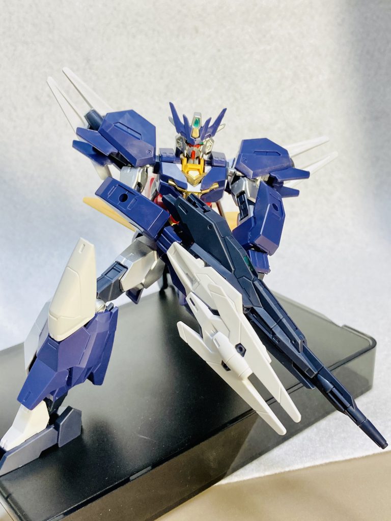 ユーラヴェンガンダム–4枚目/制作者：@zeta_tton