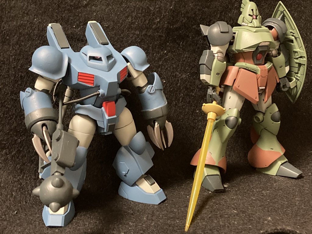 最後に通常MSと比較したサイズ比で〆!いやぁまさか年に2体もペズン系統を完成させるとは思いませんでした。次回もさらにその後も奇天烈な輩を完成させていく予定ですので、宜しくお願いします!