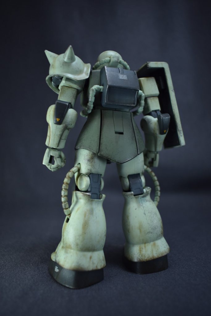 背面ショット地上戦で活用されているイメージなので脚部を重点的に汚しを入れました。