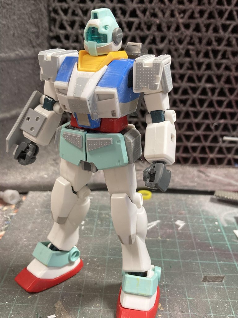 ベース:旧HGUC ガンダム ジムその他:プラ板パテとジャンク