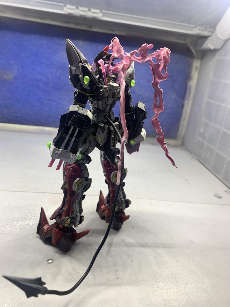 本当にアストレイの背中のフォルムは美しいですバックパックいらない