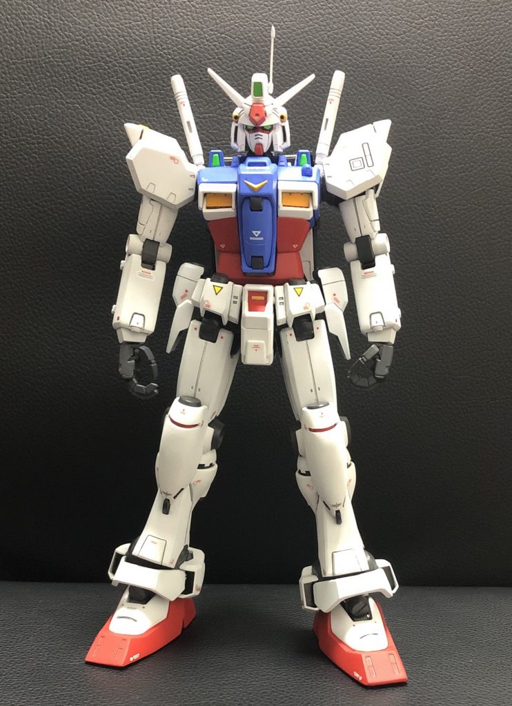 フェイスパーツすら破損したので、MGアレックスを複製したものを使用