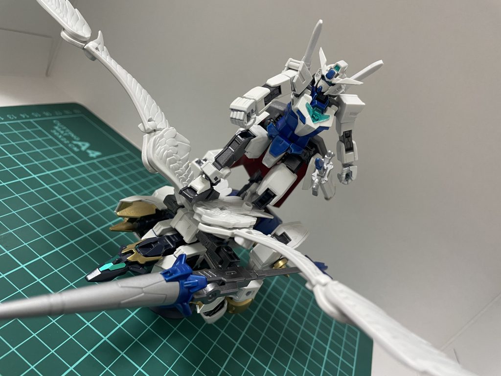 コアガンダムなのでもちろん乗って移動可能。