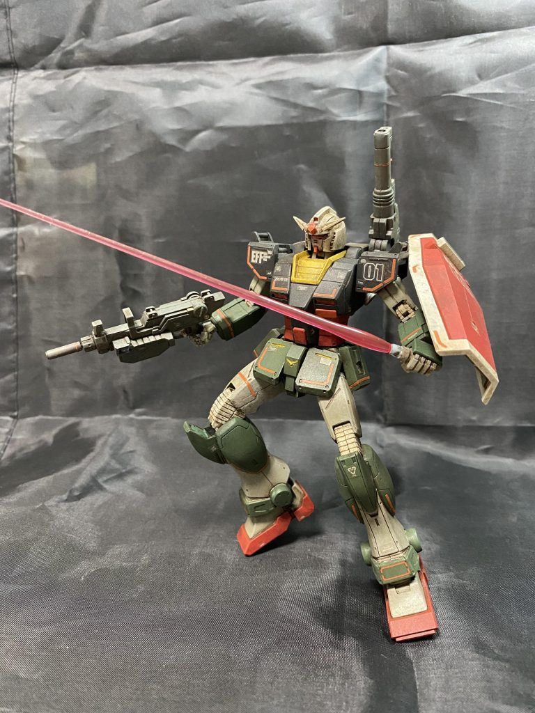 ビームサーベル構え!