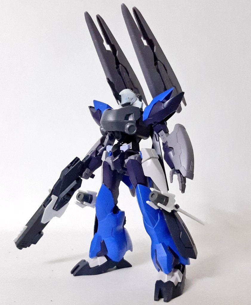 ▲サフ前。ケンプファーを使わずにアルスのパーツで構成されていることがわかります。