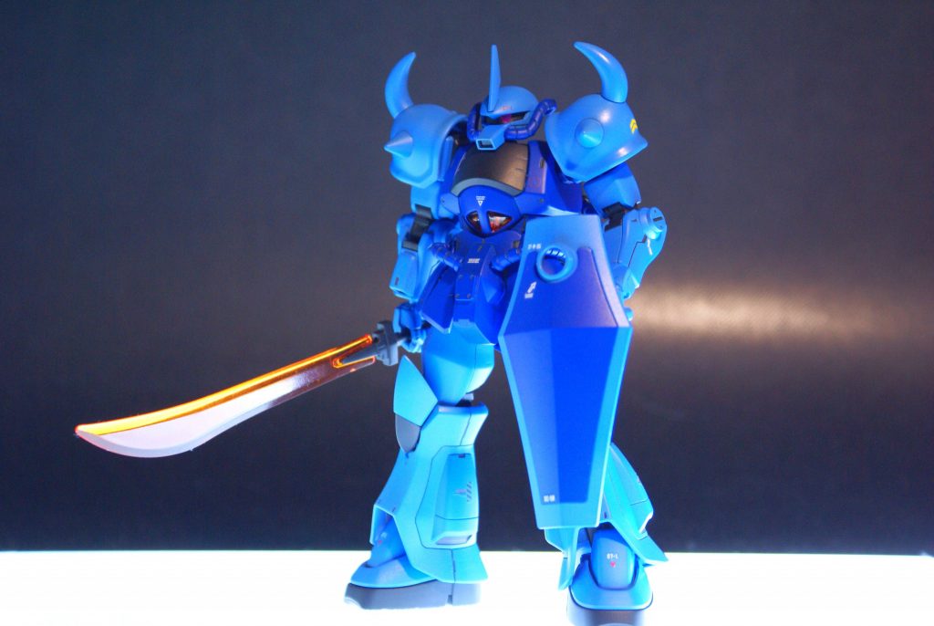 モノアイ機体はいつもと同様にモノアイレールにラインストーンの埋め込みをしました。