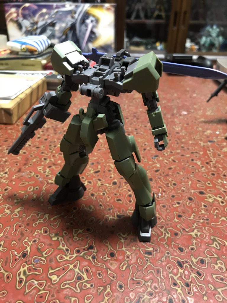 次回予告wグレイズ陸戦型、鋭意製作中です。現在大腿部装甲確保の為、グレイズリッター着弾待ちの状態です…どうぞお楽しみにw♨️