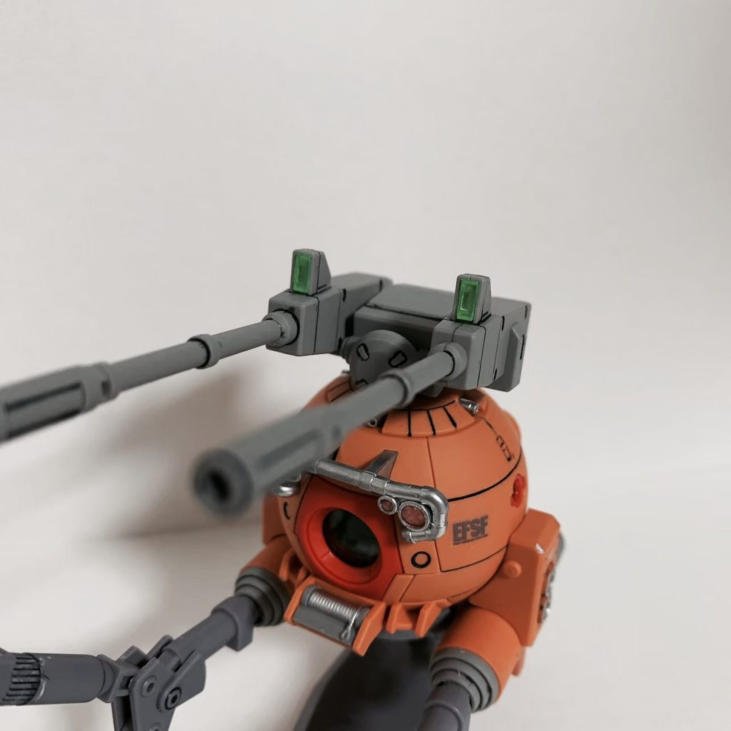 キャノン砲のスコープ?部分にクリアパーツを埋め込みました。