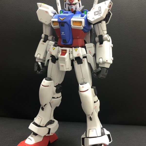 MG  1/100 GP01