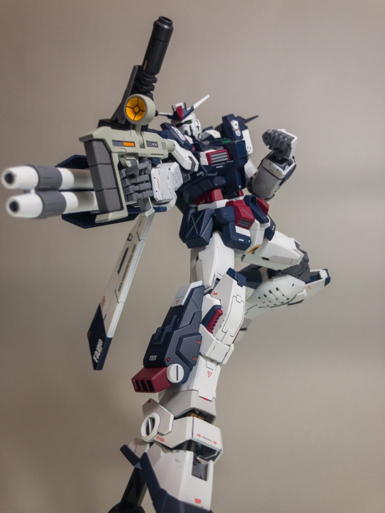 お約束のポージングです。