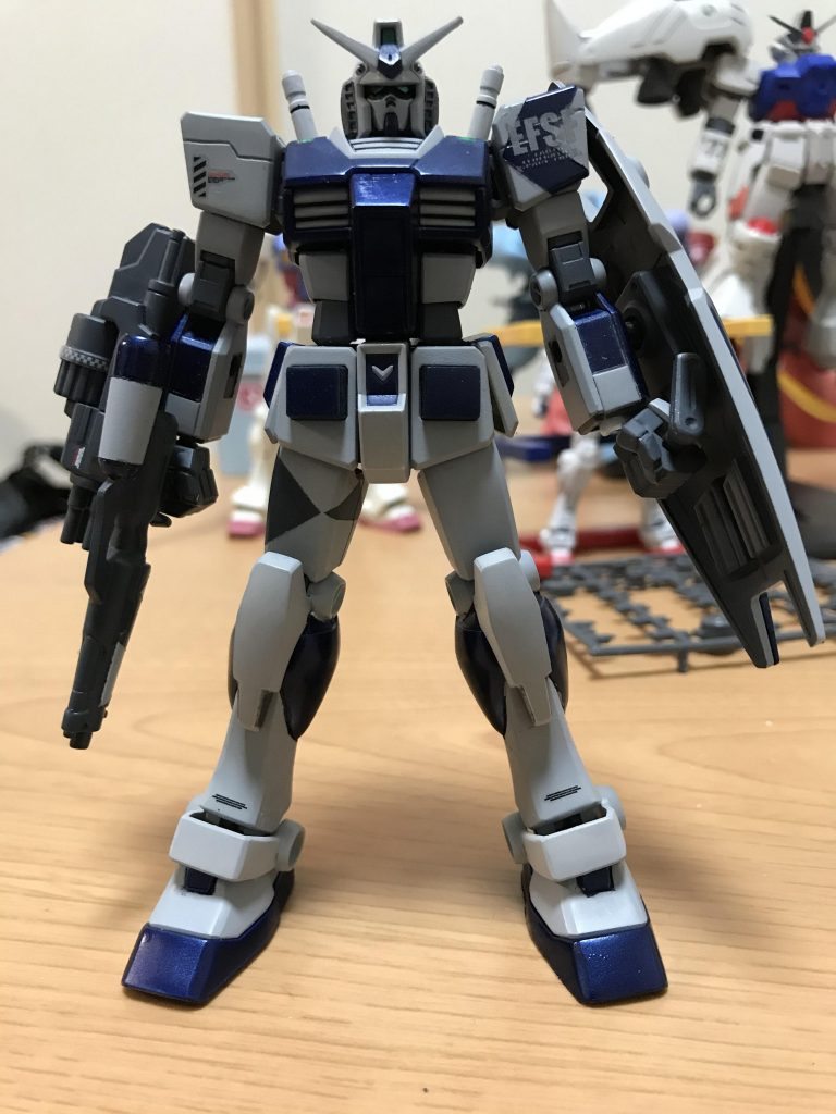 塗装は拙いですが缶スプレーでスプリッター迷彩をちょっと練習してみました。